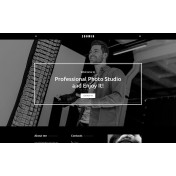 Zoomin - Photographer Portfolio WordPress Theme